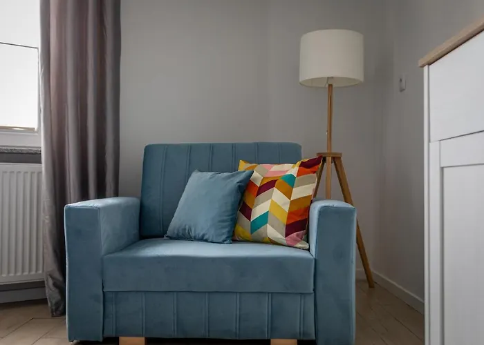 9-o Osobowy Sikorskiego 5 Invest シクラルスカ・ポレンバ