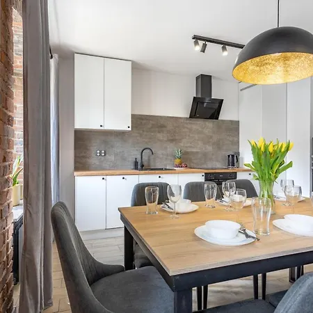 9-o Osobowy Sikorskiego 5 Invest Apartment