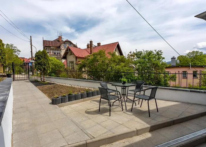 9-o Osobowy Sikorskiego 5 Invest *