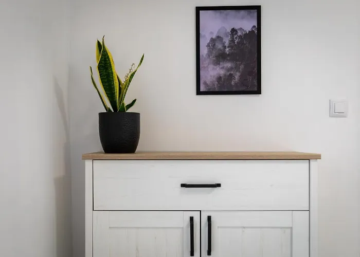 9-o Osobowy Sikorskiego 5 Invest Apartmán Sklářská Poruba